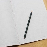 ノートと鉛筆